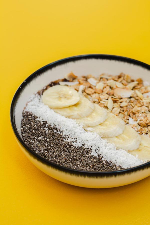 Kai 36 - Hotel Zwischen Fels Und Fluss Грац Екстер'єр фото Chia seeds in a smoothie